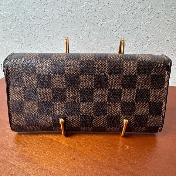 Louis Vuitton Brown Damier Wallet SD3153 - Picture 8 of 15